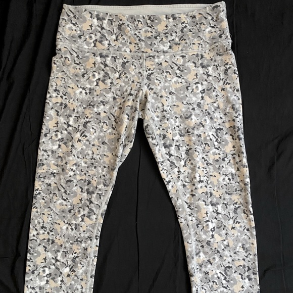 lululemon athletica Pants - Lululemon Camo/Leopard Capri Leggings